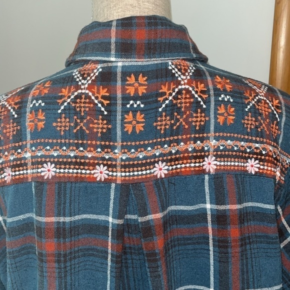 🤎 M Embroidered Flannel Tunic Longline Pockets Rodeo Boho Festival Art To Wear - Picture 7 of 12